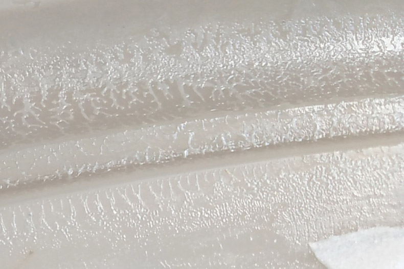 石膏线模具表面胶衣发粘案例分析